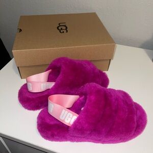 Ugg Fluffy Slides